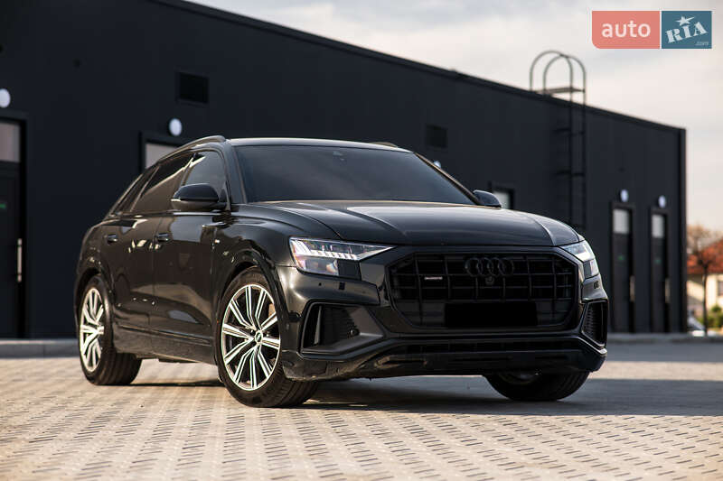 Внедорожник / Кроссовер Audi Q8 2022 в Львове