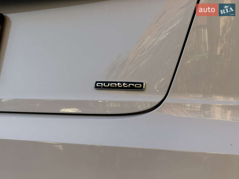 Позашляховик / Кросовер Audi Q8 2021 в Мукачевому