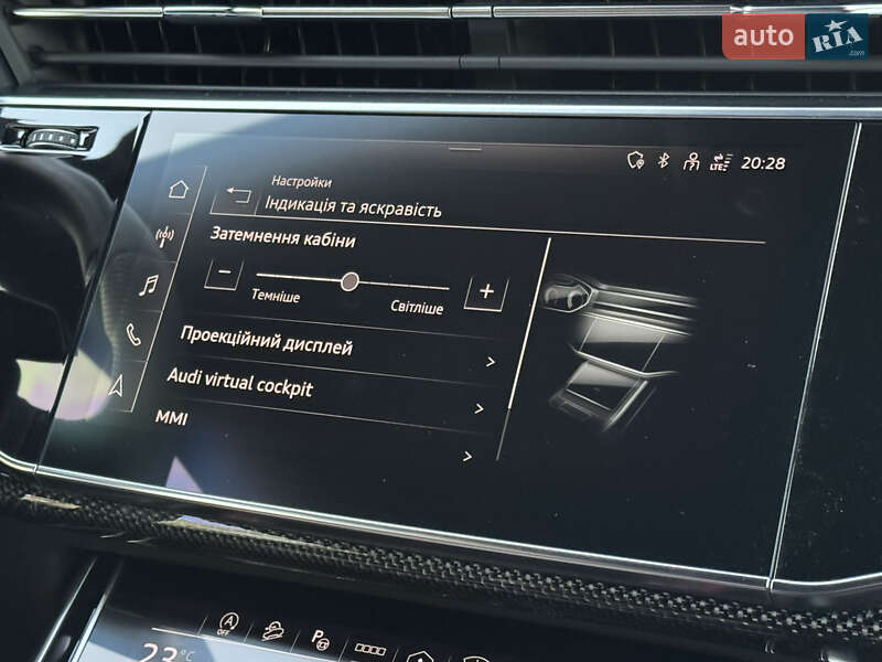 Позашляховик / Кросовер Audi Q8 2021 в Мукачевому