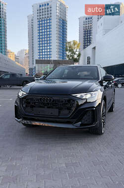 Внедорожник / Кроссовер Audi Q8 2025 в 
