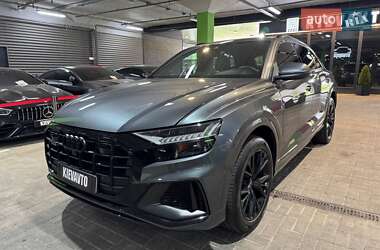 Внедорожник / Кроссовер Audi Q8 2021 в Киеве