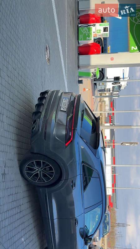 Внедорожник / Кроссовер Audi Q8 2018 в Ужгороде