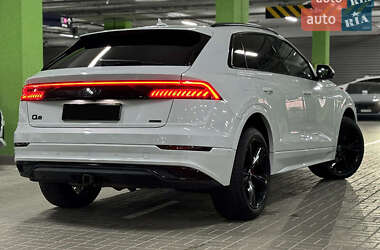 Внедорожник / Кроссовер Audi Q8 2019 в 