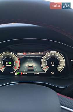 Внедорожник / Кроссовер Audi Q8 2025 в 