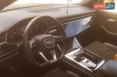 Внедорожник / Кроссовер Audi Q8 2019 в 