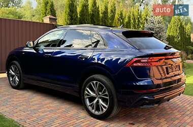Позашляховик / Кросовер Audi Q8 2019 в 