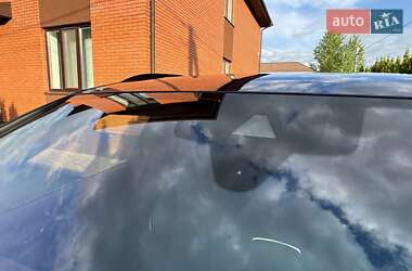 Позашляховик / Кросовер Audi Q8 2019 в 