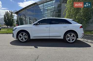 Внедорожник / Кроссовер Audi Q8 2020 в 