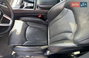 Внедорожник / Кроссовер Audi Q8 2020 в 