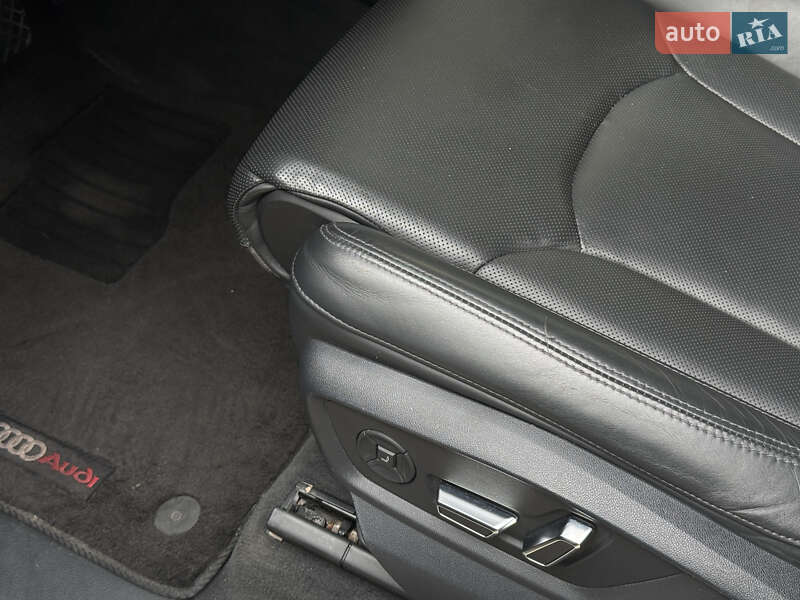 Позашляховик / Кросовер Audi Q8 2019 в Києві фото 19 Позашляховик / Кросовер Audi Q8 2019 в Києві