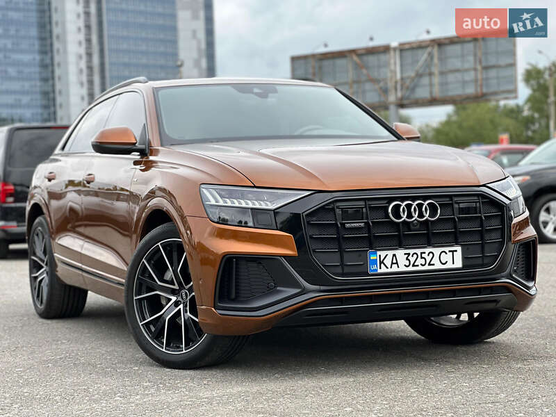 Позашляховик / Кросовер Audi Q8 2021 в Києві