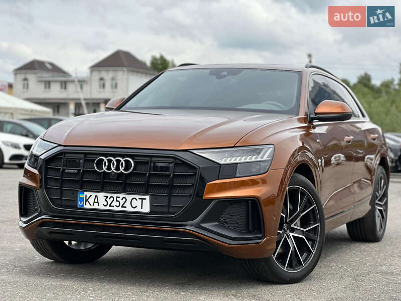 Позашляховик / Кросовер Audi Q8 2021 в Києві