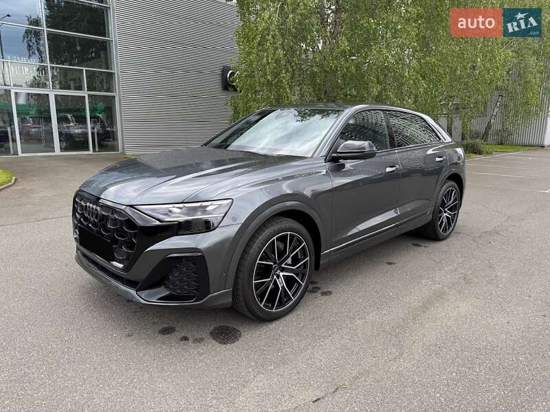 Внедорожник / Кроссовер Audi Q8 2024 в Киеве
