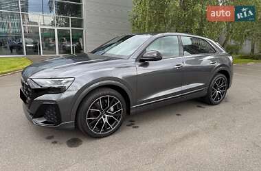 Внедорожник / Кроссовер Audi Q8 2024 в 