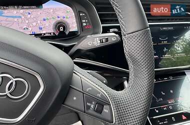 Внедорожник / Кроссовер Audi Q8 2024 в 