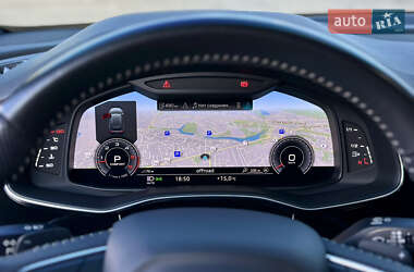 Позашляховик / Кросовер Audi Q8 2020 в 