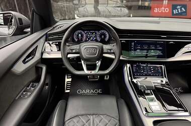 Внедорожник / Кроссовер Audi Q8 2021 в 
