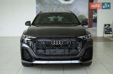 Внедорожник / Кроссовер Audi Q8 2025 в 