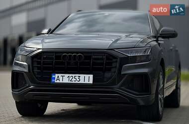 Позашляховик / Кросовер Audi Q8 2021 в Івано-Франківську