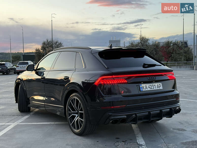 Позашляховик / Кросовер Audi Q8 2020 в Києві