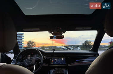 Внедорожник / Кроссовер Audi Q8 2020 в 