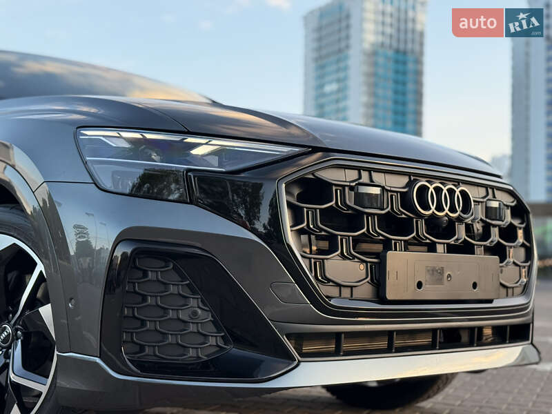 Позашляховик / Кросовер Audi Q8 2025 в Одесі