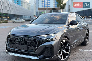 Внедорожник / Кроссовер Audi Q8 2025 в 
