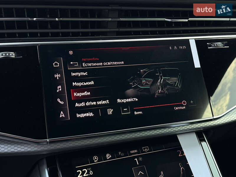 Позашляховик / Кросовер Audi Q8 2025 в Одесі