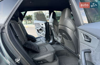 Внедорожник / Кроссовер Audi Q8 2025 в 