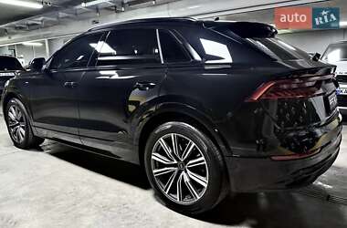 Внедорожник / Кроссовер Audi Q8 2023 в 
