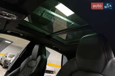 Внедорожник / Кроссовер Audi Q8 2023 в 