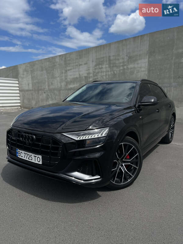 Audi Q8 2022