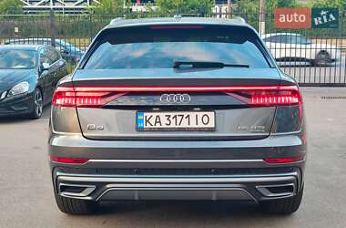 Внедорожник / Кроссовер Audi Q8 2018 в 