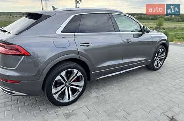 Позашляховик / Кросовер Audi Q8 2019 в 