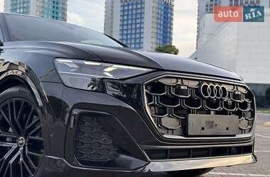 Внедорожник / Кроссовер Audi Q8 2025 в 
