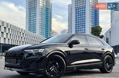 Внедорожник / Кроссовер Audi Q8 2025 в 