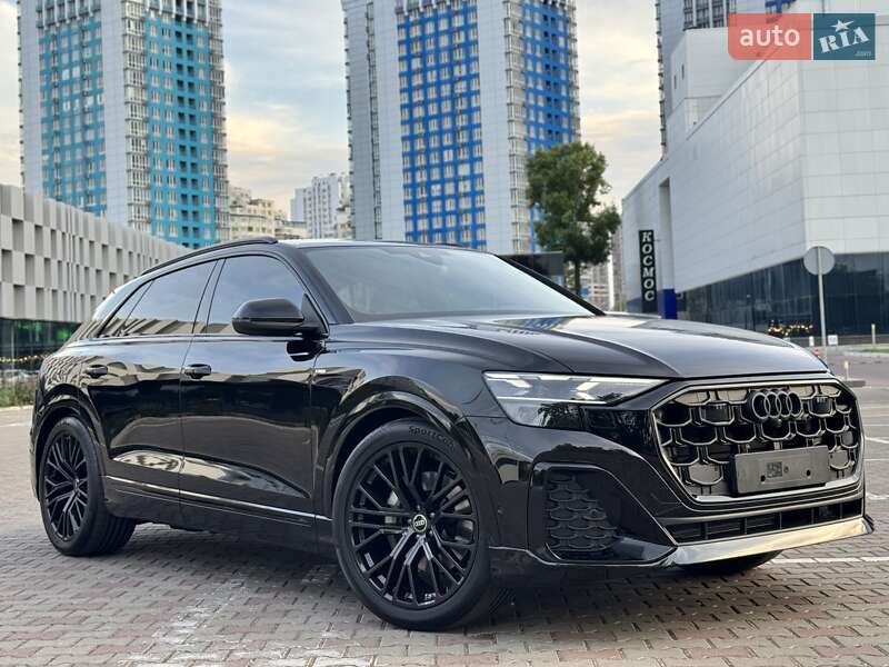 Внедорожник / Кроссовер Audi Q8 2025 в Одессе