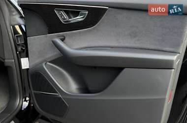 Внедорожник / Кроссовер Audi Q8 2025 в 