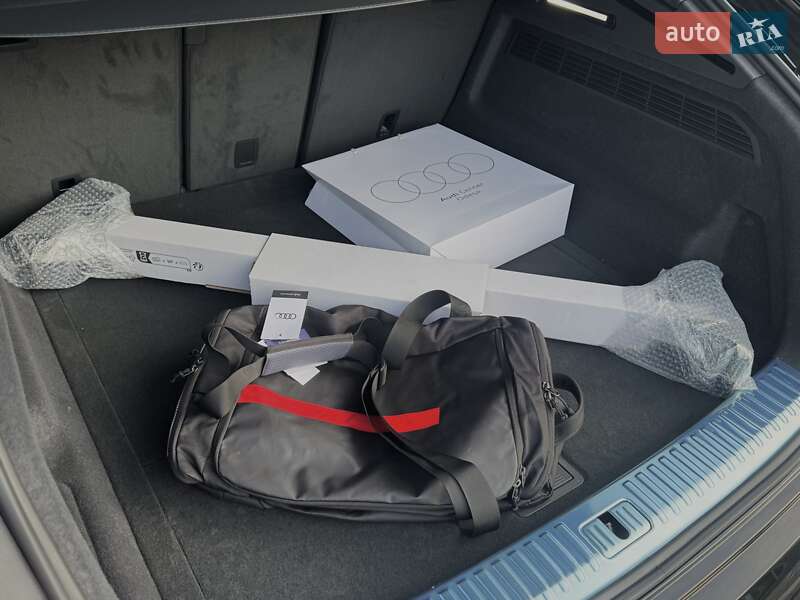 Внедорожник / Кроссовер Audi Q8 2025 в Одессе