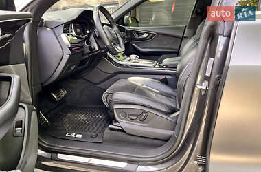 Внедорожник / Кроссовер Audi Q8 2020 в 