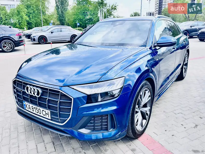 Audi Q8