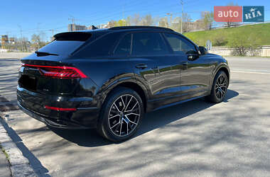 Внедорожник / Кроссовер Audi Q8 2019 в 