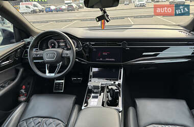 Внедорожник / Кроссовер Audi Q8 2023 в 