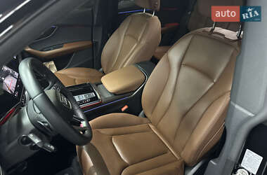 Внедорожник / Кроссовер Audi Q8 2020 в 