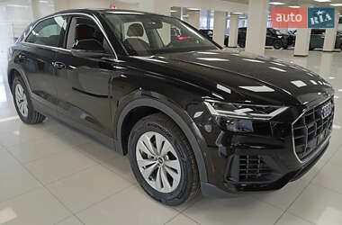 Позашляховик / Кросовер Audi Q8 2023 в Івано-Франківську