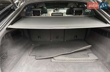 Внедорожник / Кроссовер Audi Q8 2021 в 