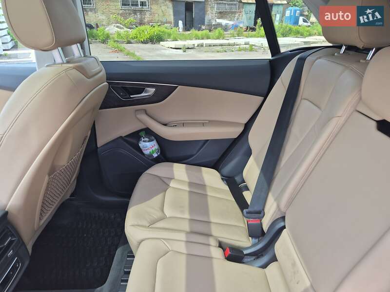 Внедорожник / Кроссовер Audi Q8 2019 в Львове