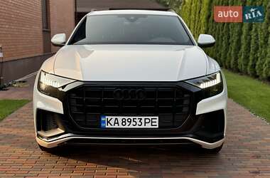 Внедорожник / Кроссовер Audi Q8 2018 в 