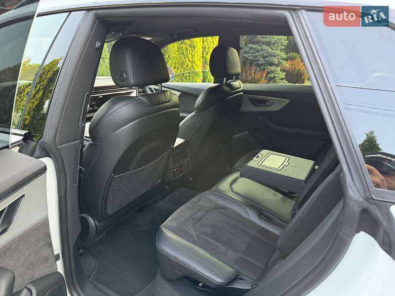 Внедорожник / Кроссовер Audi Q8 2018 в Киеве фото 53 Внедорожник / Кроссовер Audi Q8 2018 в Киеве