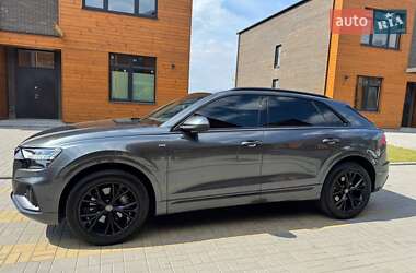 Внедорожник / Кроссовер Audi Q8 2021 в Днепре